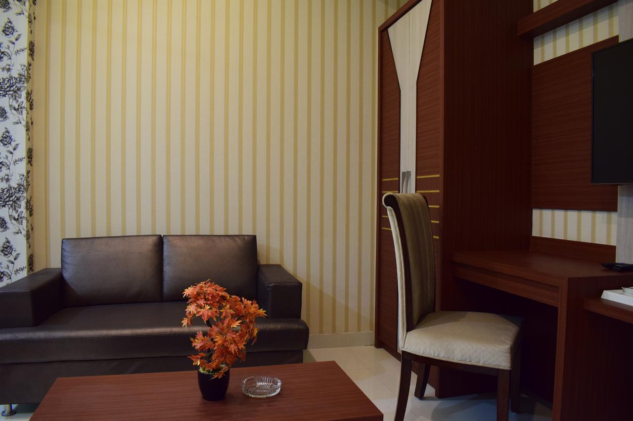 Hotel Uday Palace Varanasi Exterior photo