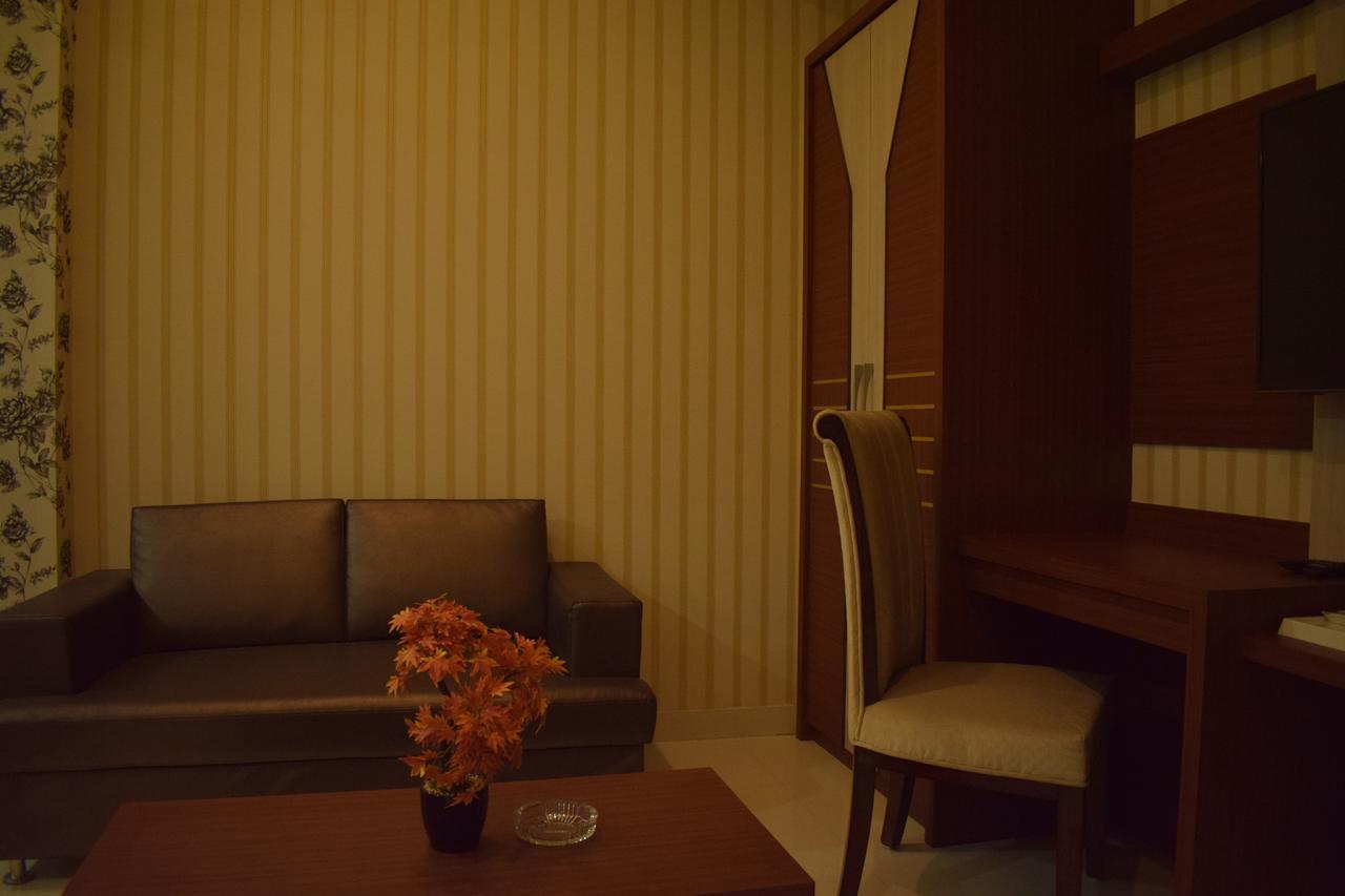 Hotel Uday Palace Varanasi Exterior photo